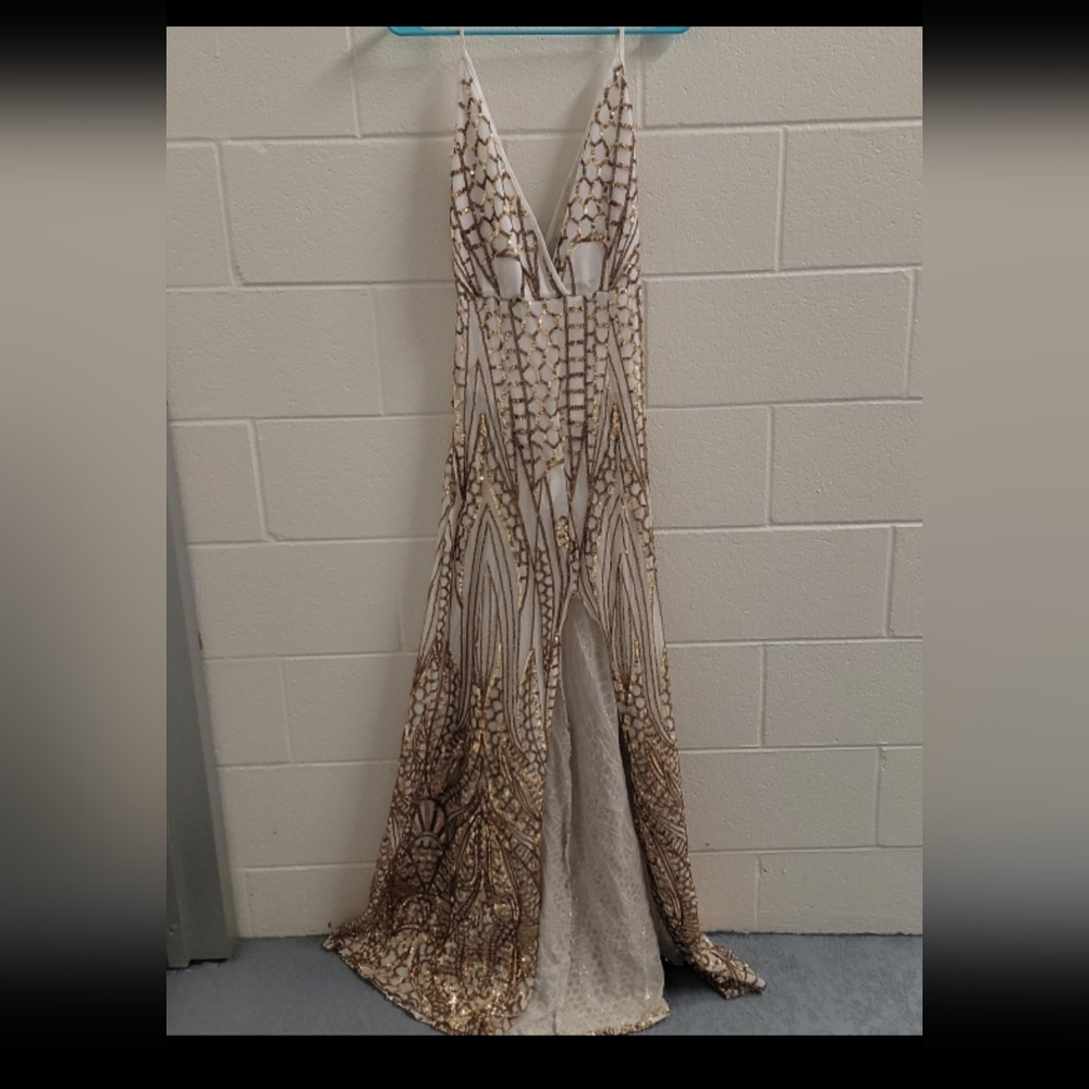 Elegant Gold and White Women's Dress